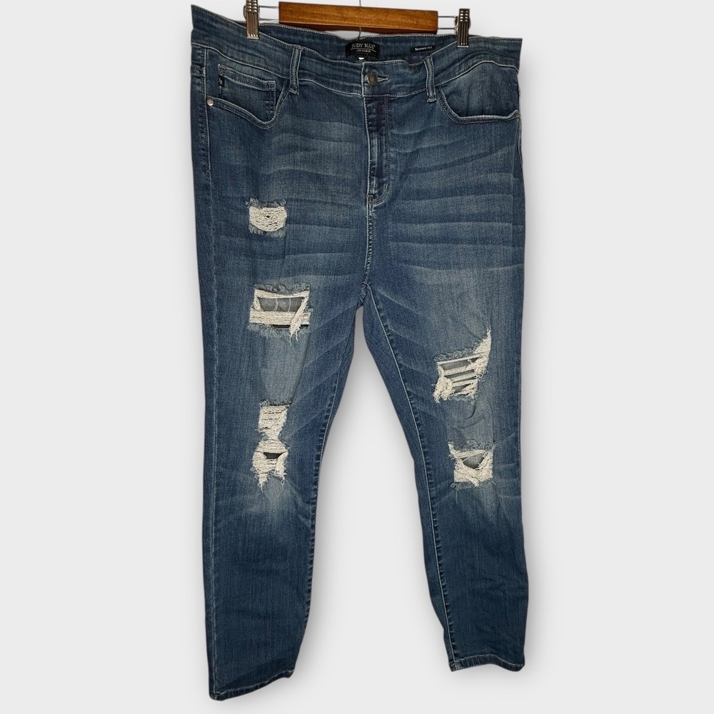 Judy Blue Distressed Skinny‎ Fit Stretchy Jeans Denim Frayed Holes Size 20W